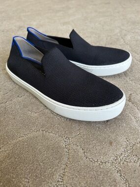 Rothys The Original Slip On Black Sneaker Womens Size 6